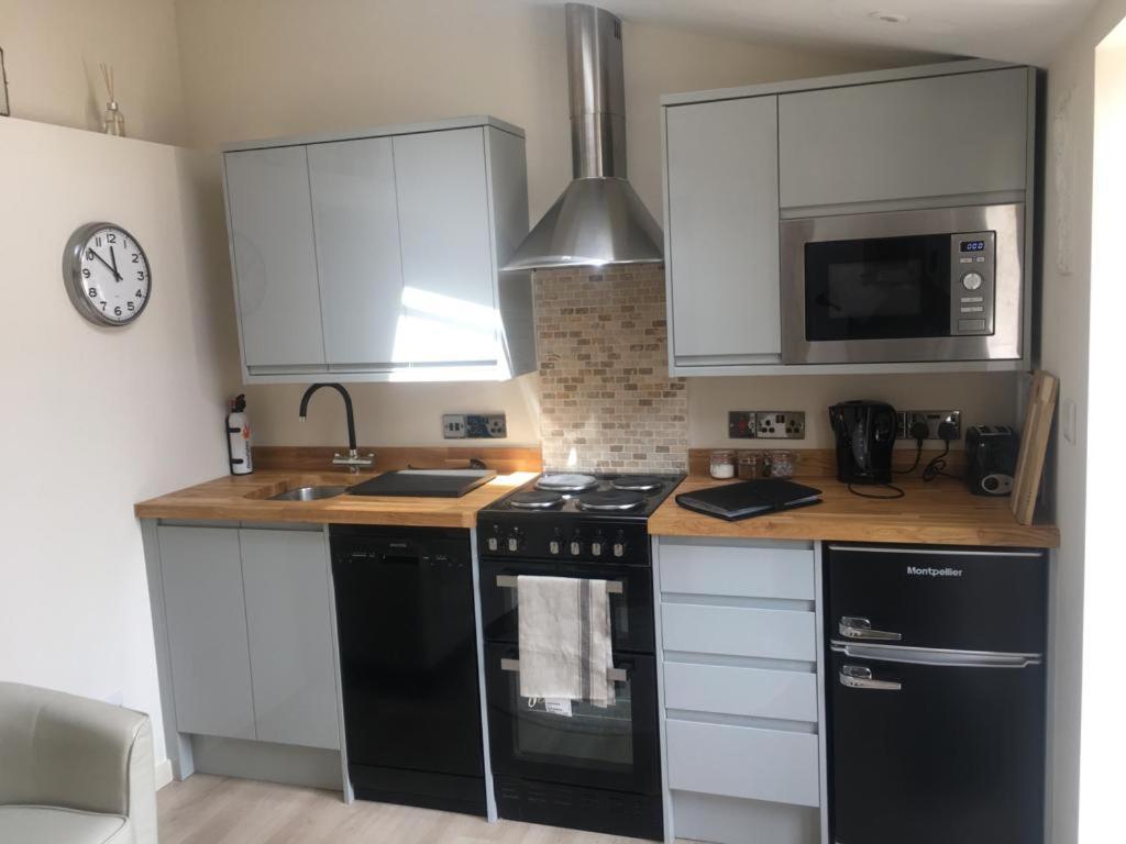 Russet Apartment Yate Luaran gambar